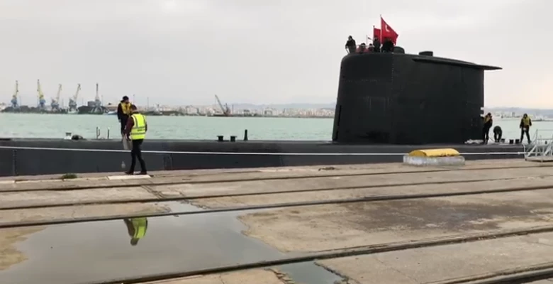 Το Τουρκικό Υ/Β «TCG Preveze» στο Αλβανικό Λιμάνι του Durrës! – Δείτε βίντεο